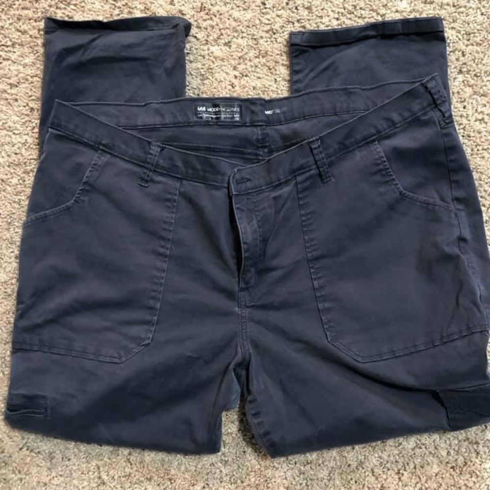 Lee’s straight leg jeans